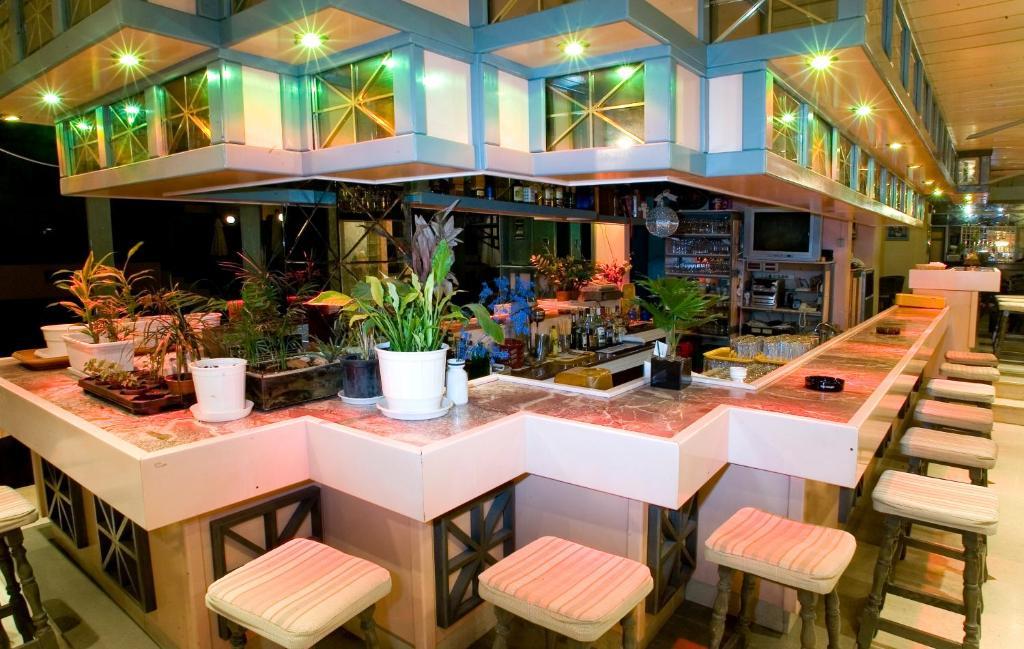 Rainbow Hotel Rhodes City Exterior foto